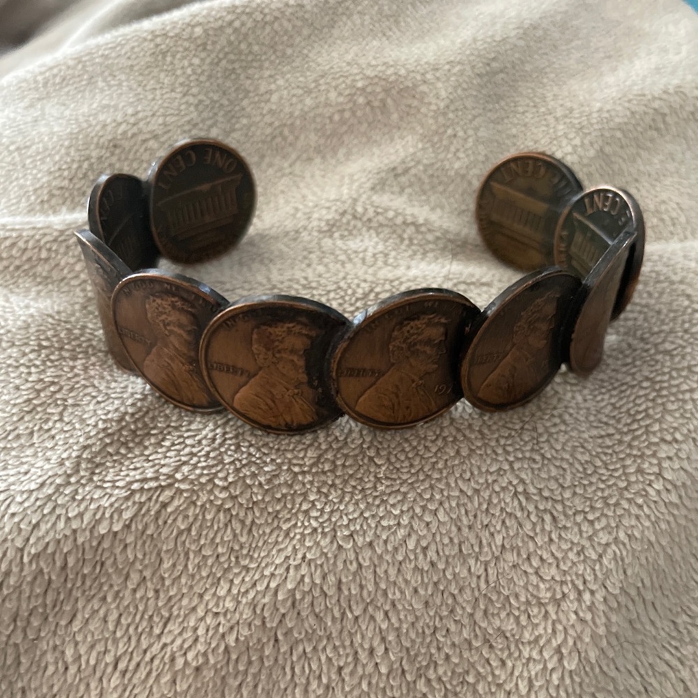 VTG Folk Art Jewelry 1975 Birth Year copper penny Bracelet 10 Pennies Adjustable